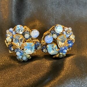 Vintage BLUE clip on earrings By Robert